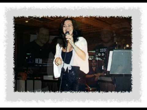 CLAUDIA TELLES - Al llegar la tarde