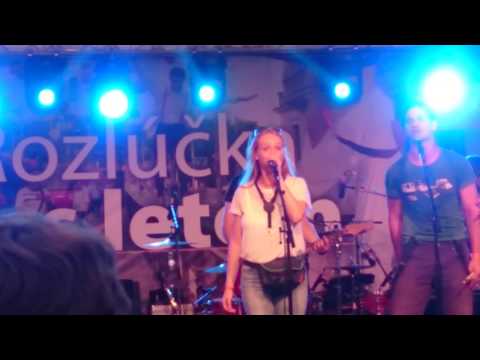 S Hudbou Vesmírnou - Je Nám Teplo!