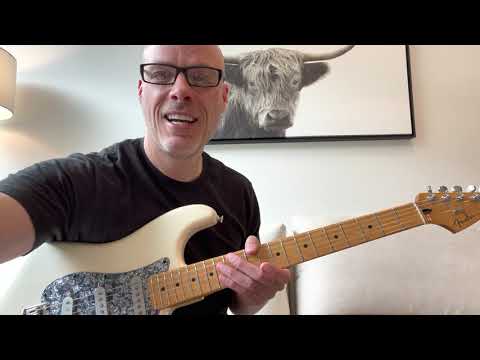 Born Under A Bad Sign - Albert King - Guitar Lesson (Interesting key to play and improvise in!)