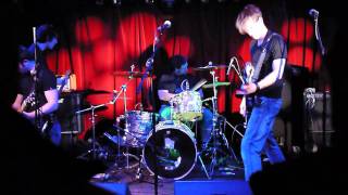 KNIEVEL GENIUS- SHOOT FROM THE HIP