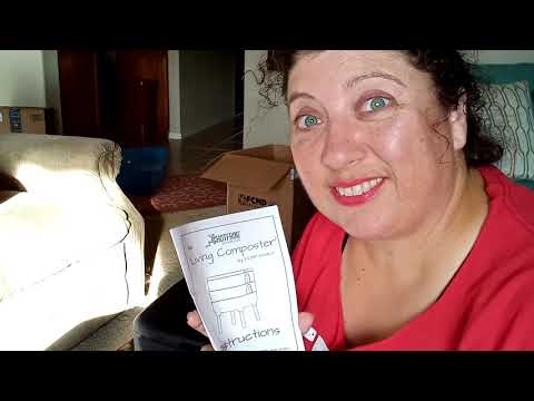 Introduction, Unboxing and setting up of a Hot Frog Live Composter (Ep.1)