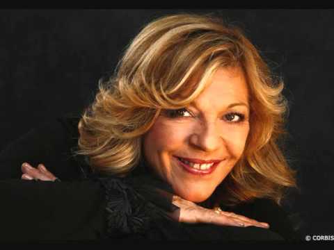 Les Volets Clos - Nicoletta