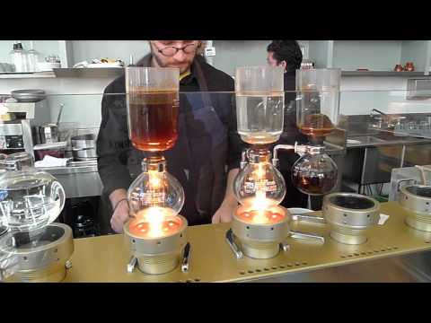 Blue Bottle Coffee（ブルーボトルコーヒー）　サイフォン