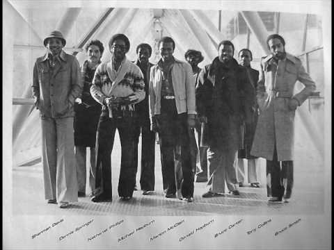 Video thumbnail for Universal