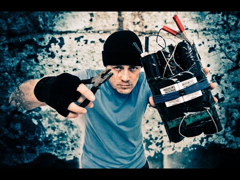 Emigrants, Mantas, Vika - Laimės gabalėlis