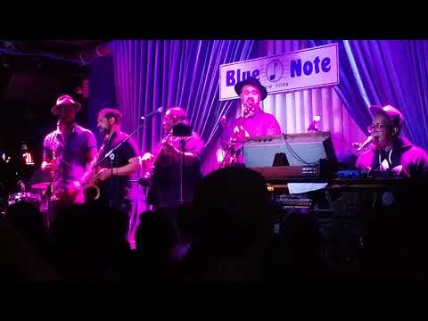 "Layaway" - Eric Krasno & Friends Featuring Nigel Hall & ?uestlove