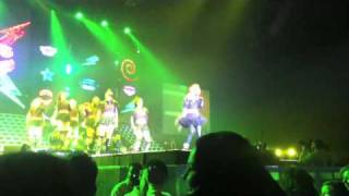 Cher Lloyd Live - Girlfriend - HD