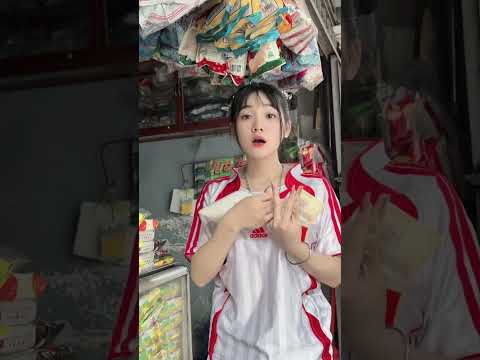 Bà ơi bán con mua nữa ký đường