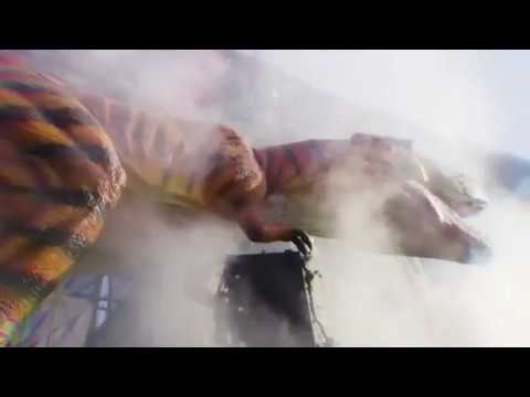 恐竜:尻尾のおかげで二足歩行できる