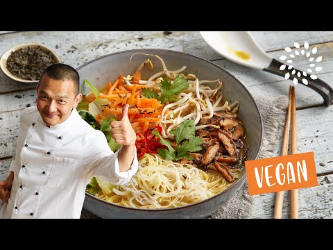 Wow – diese einfache und leckere MISO-SUPPE mit Reisnudeln schmeckt köstlich