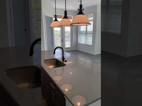 Luxury 2 Bedroom Apartment | The Alden B2