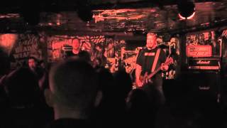 SNUFF - Horse And Cart (live).