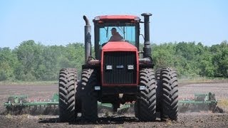 preview picture of video 'Case IH 9270 Tractor in Kirkland, Illinois on 5-24-2013'
