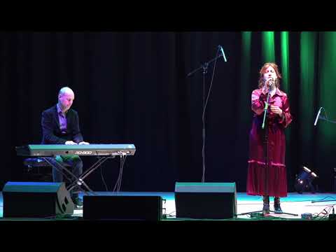 Traditional Scottish Gaelic Songs by Karen Matheson and Donald Shaw of Capercaillie in Aberdeen