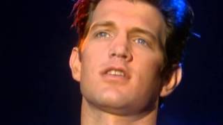 Chris Isaak-Dancin'