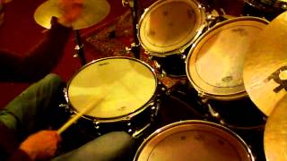 JB PERRAUDIN plays Mapex Meridian Maple drums- 2014