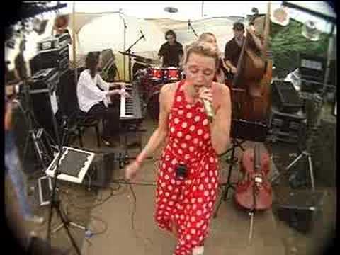 EinsteinBarbie Live on Solar 2007 in the Lemon Community