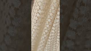 Video de S0566 Guipiure con hilos de lurex