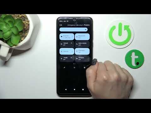 How to Switch On Flashlight on MOTOROLA Moto G Pure