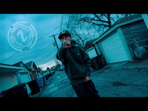 Kadoe - "Poses" | Shot By: @RedTapeDistrict