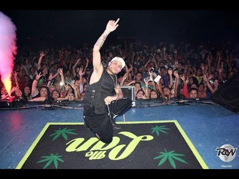 MC DENNY E MC LAN - REFLETE MAMANDO  ( DJ CARLINHOS DA S.R )