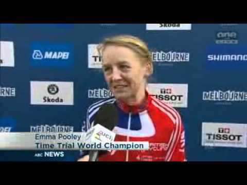 Pooley wins world road cycling title