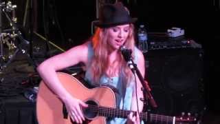 ZZ Ward - Charlie Ain't Home