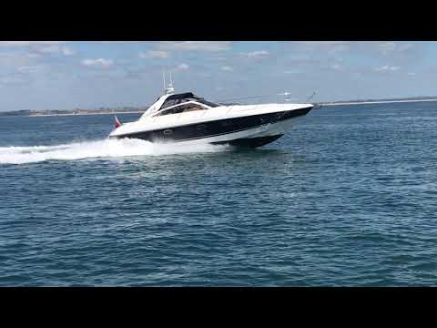 2000 Princess V42 - At Sea
