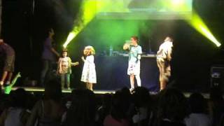 preview picture of video 'FIESTAS OTEIZA 2010 concierto prefiestas'