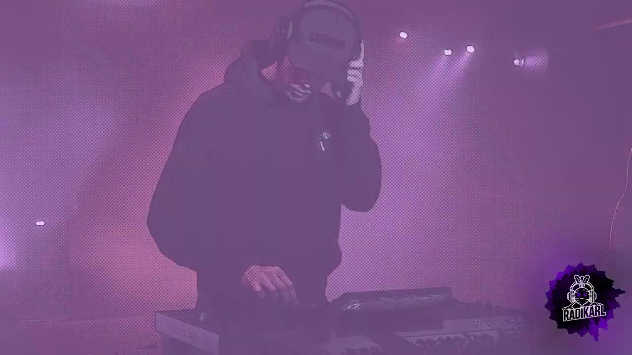 © RADIKARL RADIKARL