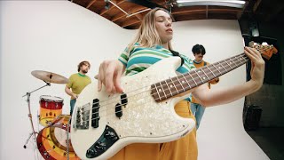 Shakes Music Video