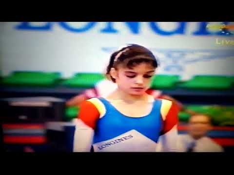 Vanda Hadarean & her very nice FX - 1992 Europeans