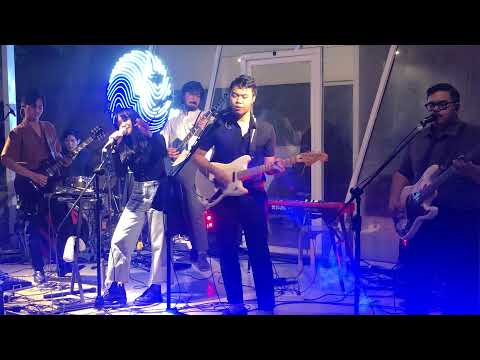 Reality Club - Telenovia [featuring Bilal Indrajaya] (Live at Antasore, Jakarta 21/12/2021)