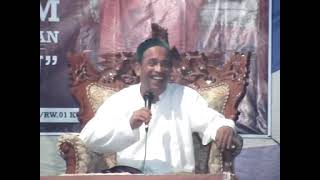 Download lagu Habib Umar Al-Muthohhar - Tasyakuran Walimatul Khitan #habibumarmuthohar #tausiyah #ceramah mp3