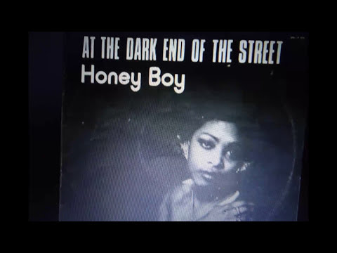 Honey Boy - Dark End Of The Streat
