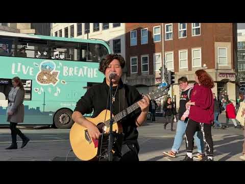 "Zombie" (The Cranberries) Great cover by Luiza Goto Busking in Brighton Churchill Square.