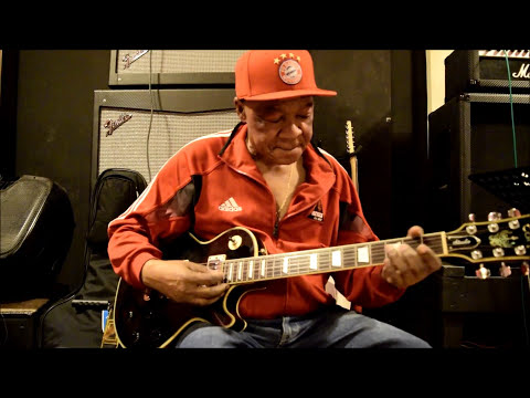 LOKASSA YA MBONGO Feat LUDWING WATTS  Tocando en vivo Tantina ( EL SATANAS ) En CARTAGENA - COLOMBIA