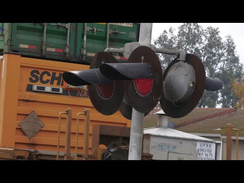 UP 5957 Z-Train Intermodal North - Bianchi Rd. Railroad Crossing Stockton, CA