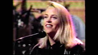 Mary Chapin Carpenter - Passionate Kisses