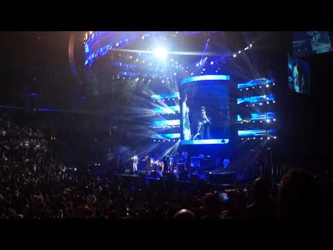 download lagu mp3 mp4 Radio Bet, download lagu Radio Bet gratis, unduh video klip Radio Bet