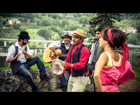 Download Abetito Galeotta Bagaglio A Mano Mp3 dan Mp4 2018