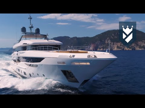 TAKE A LOOK AT THE NEW BENETTI DIAMOND SUPER YACHT!