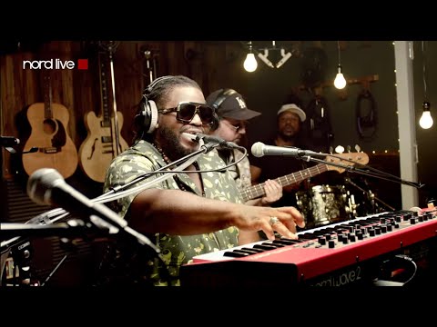 NORD LIVE: Ron ”T.Nava” Avant ft. Free Nationals - Girlfriend