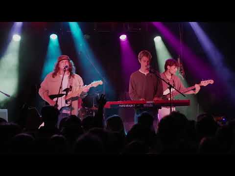 Penelope Road - Rich Girl by Hall & Oates (Live at Smith's Olde Bar)