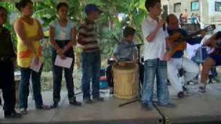 preview picture of video 'Galeron Bolivariano en Charallave.mpg'