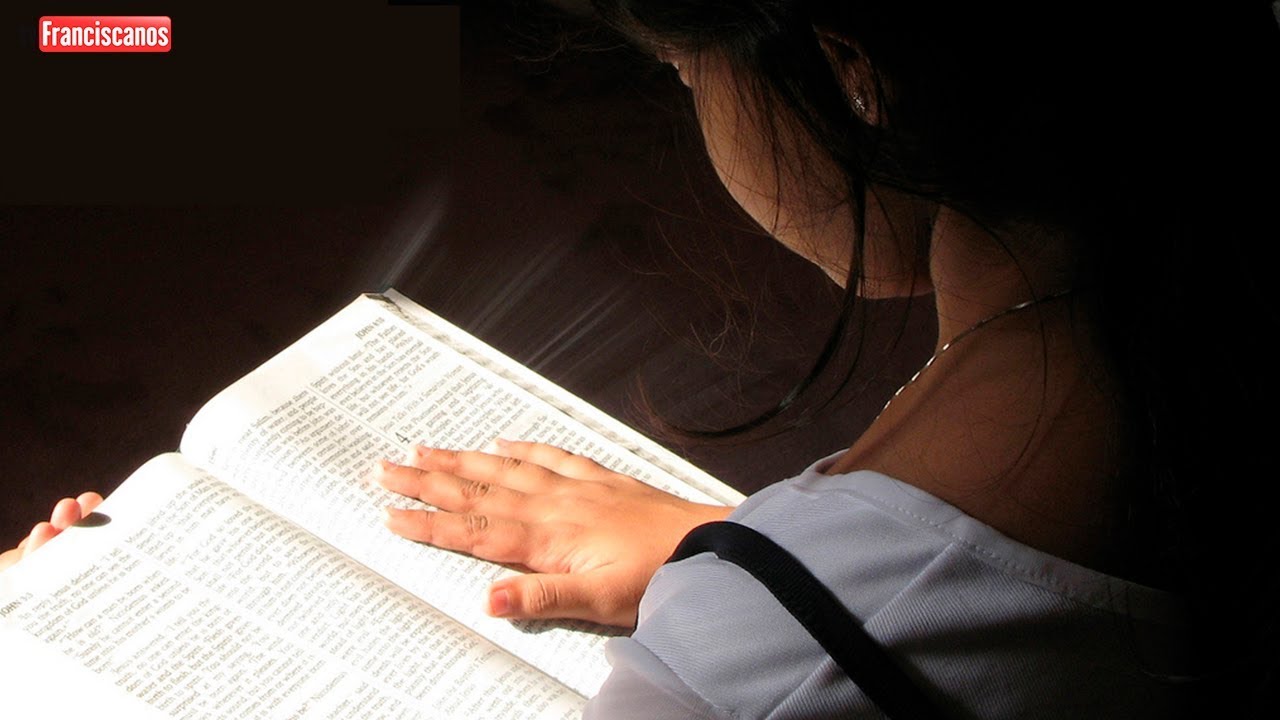 Palavra da Hora |  A Bíblia tem dois autores: o Divino e o humano