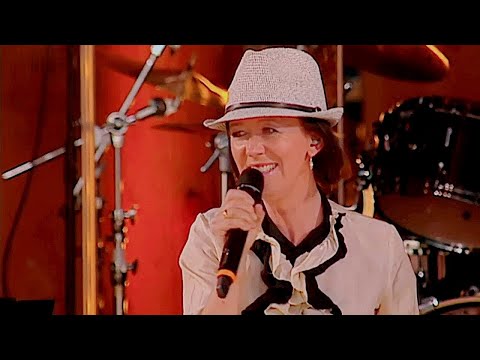Anne Dorte Michelsen - En Lykkelig Familie - Sommersang I Mariehaven 2012