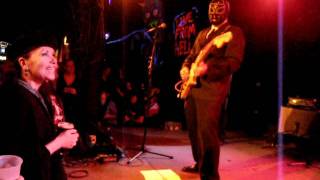 LOS STRAITJACKETS -- "MY HEART WILL GO ON" (THEME From "TITANIC")