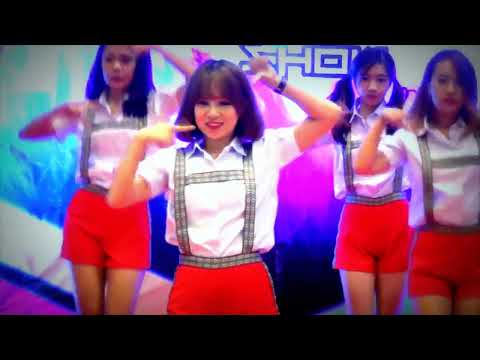 "Clarita" cover "NAVILLERA+FINGERTIP" (GFRIEND) @ "SIAM SQUARE1 JK Street Cover Dance 2017"