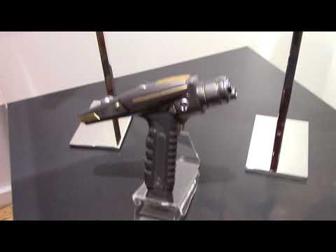 Star Trek: Discovery Costume Art Pop Up Tour at SDCC